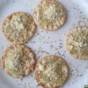 ganja butter on cracker