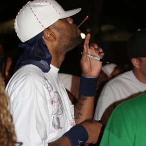 Method Man - Wu-Tang Clan Smoking Weed