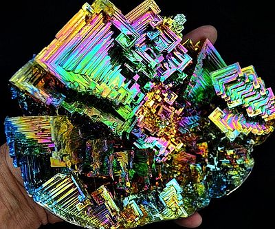 large-bismuth-crystal_400x333.jpg