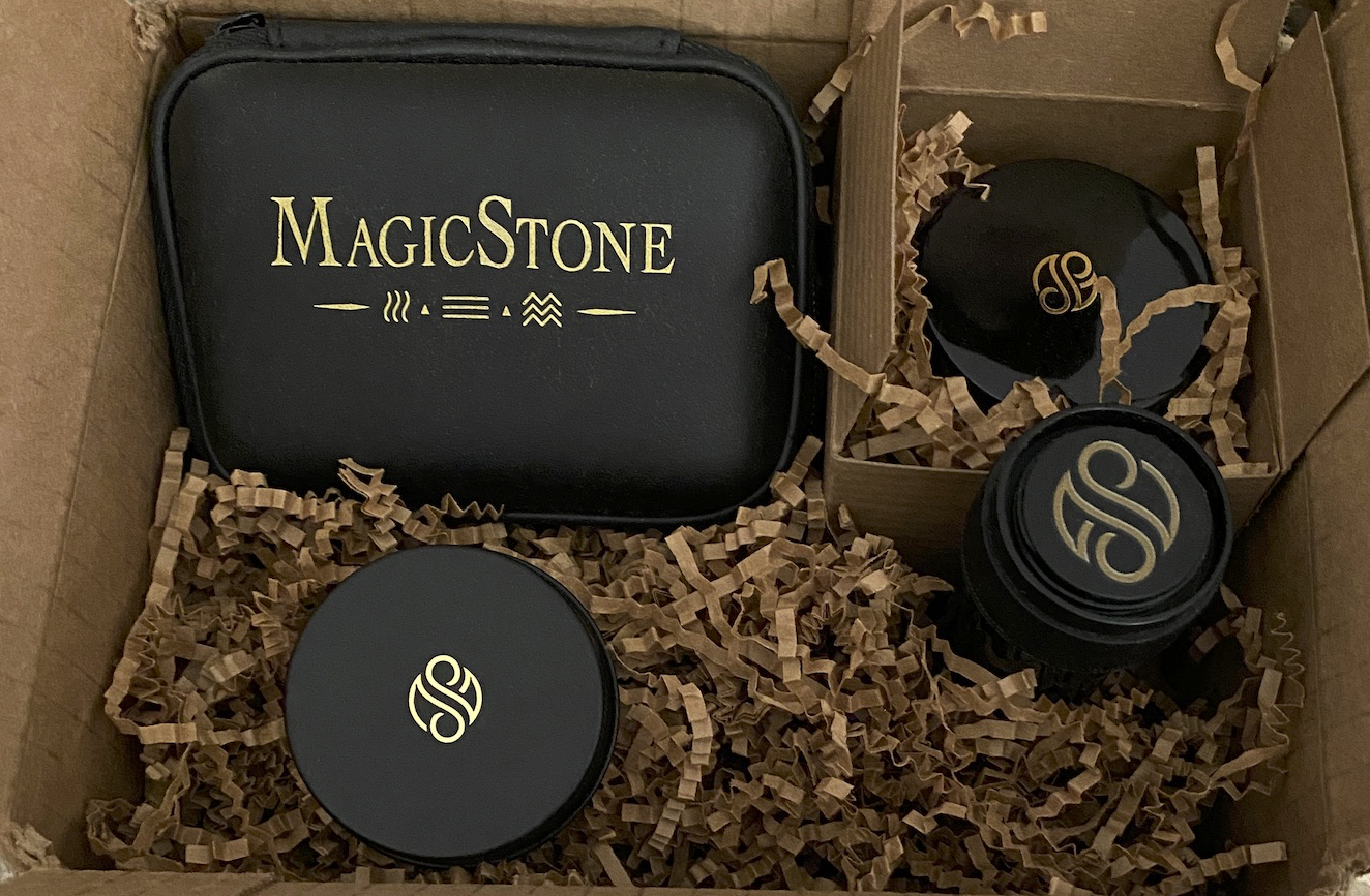 MagicStoneintothebox.png