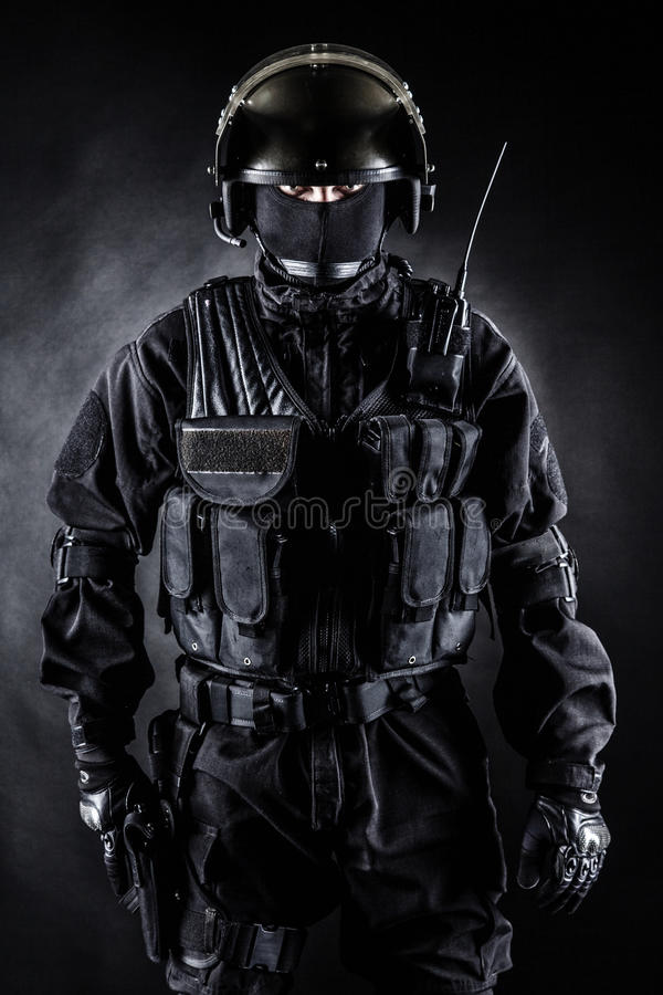 spec-ops-soldier-uniform.jpg