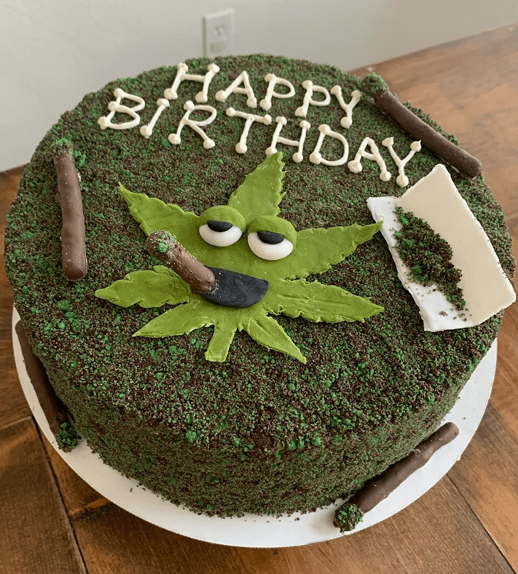 Weed Birthday Cake.png