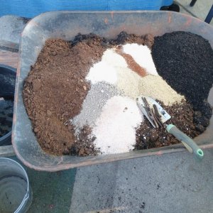supersoil-mixing01.jpg