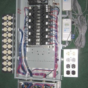 3-phase_panel_with_20_ballast_flip_sync