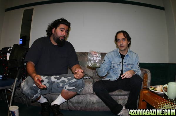 Daron Malakian - System of a Down and Stef Carpenter - Deftones