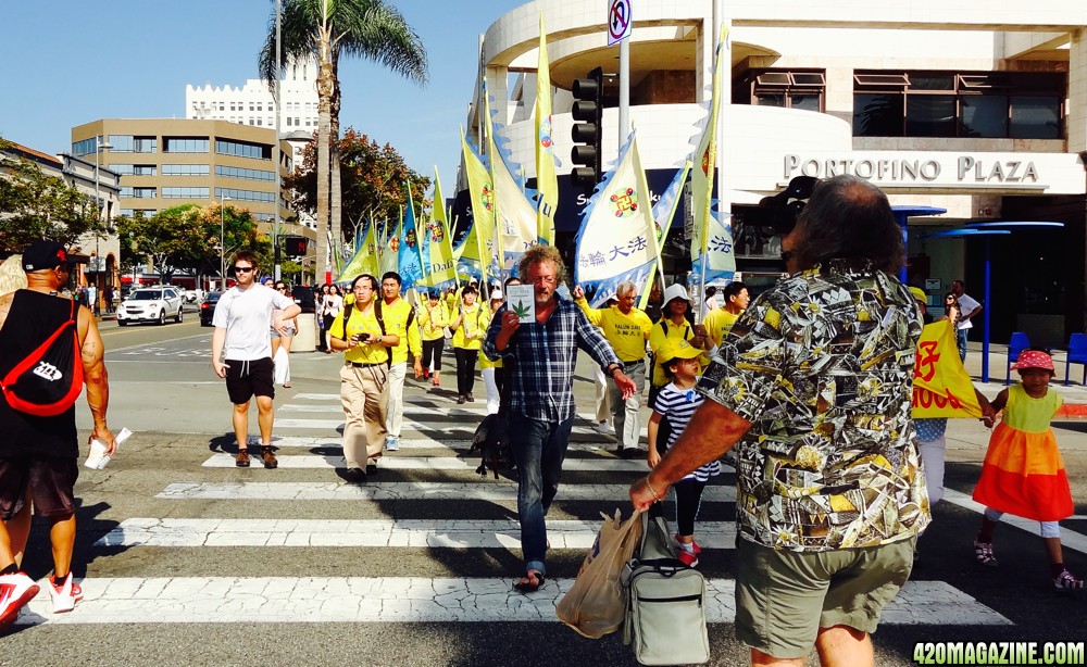 Dave High leads Falun Gong protest parade in Santa Monica