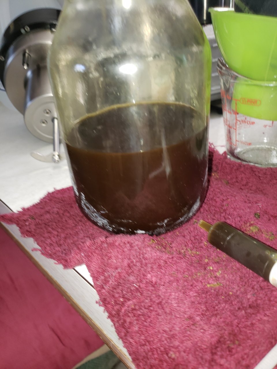 Half mystery mix and half hibrix larf an leaf oil