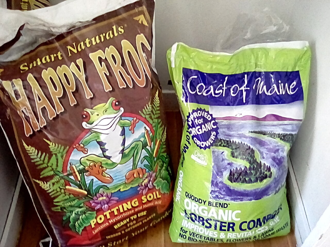 Happy Frog and Maine Lobster compost.