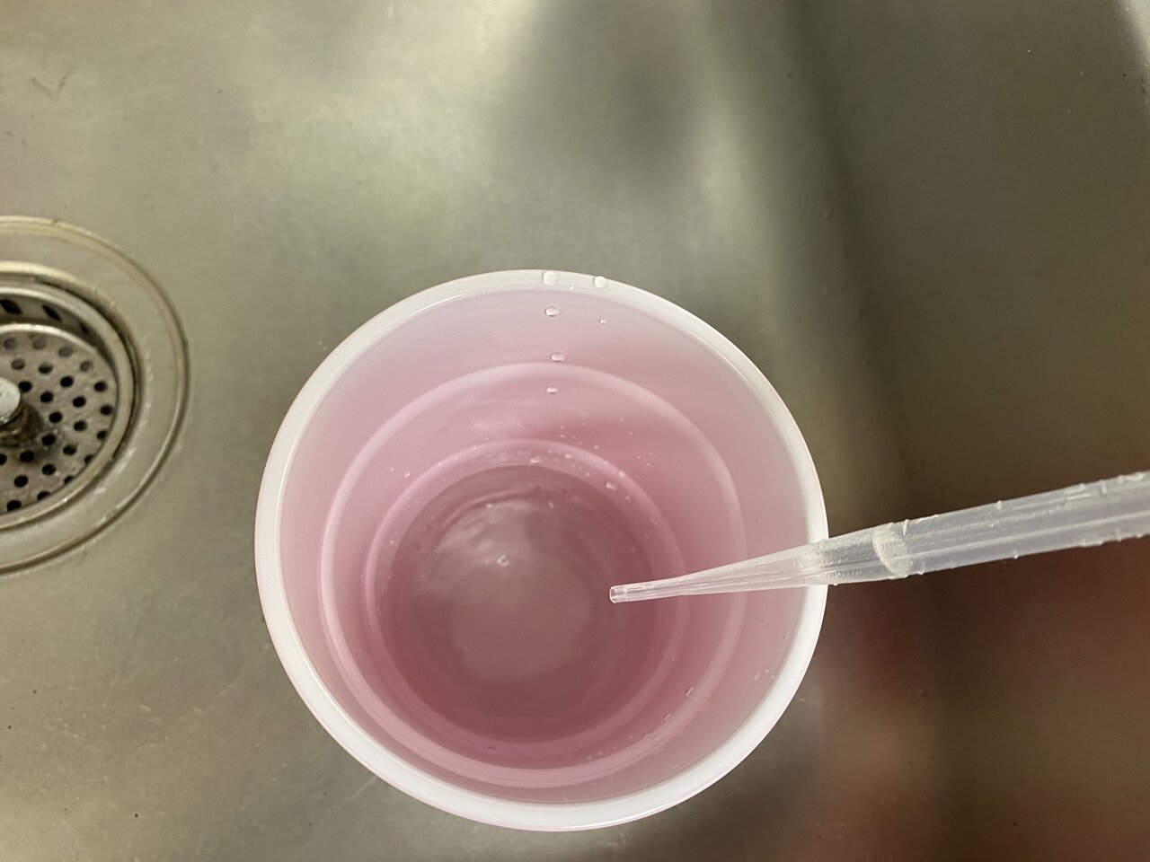 Rinse out the pipette between nutrients
