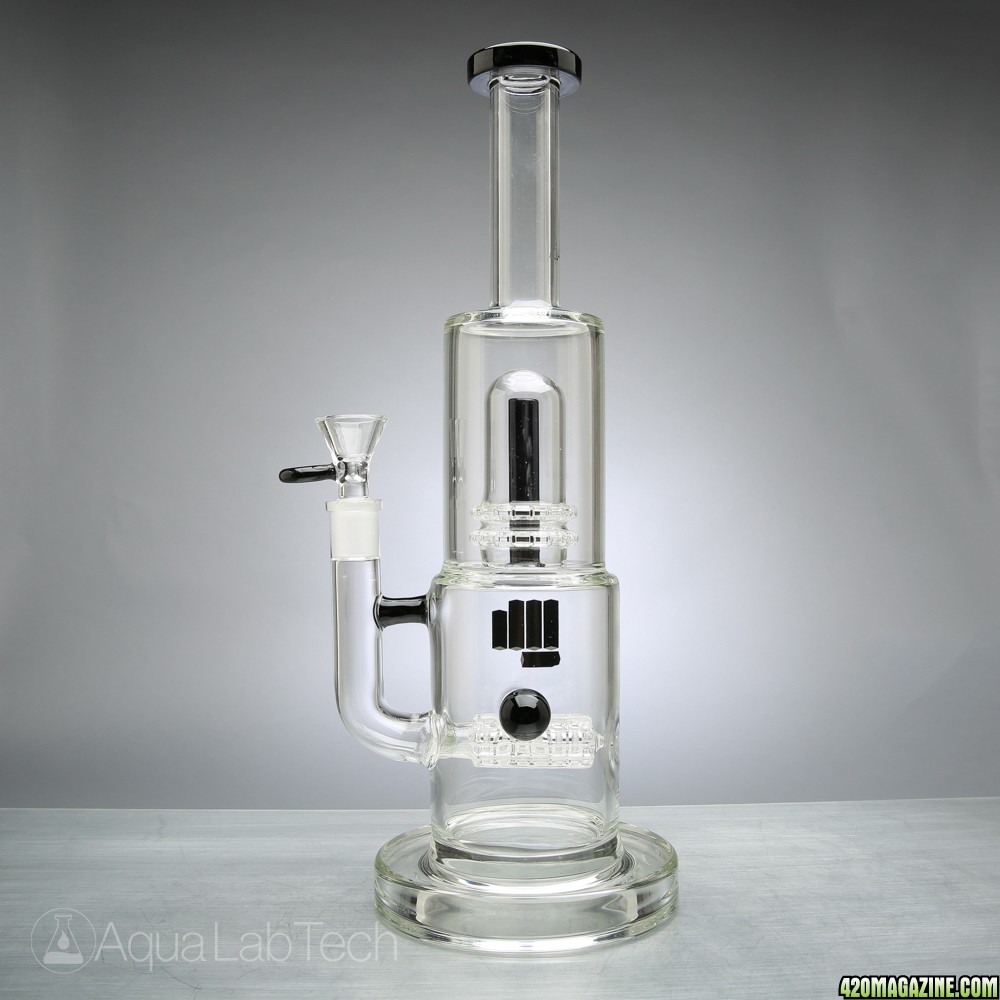 Snoop Dogg Pounds Line of Glass Bongs and Dab Rigs