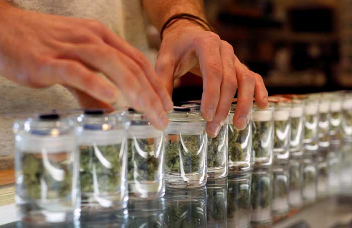 Dispensary_Marijuana2_-_Reuters.jpg