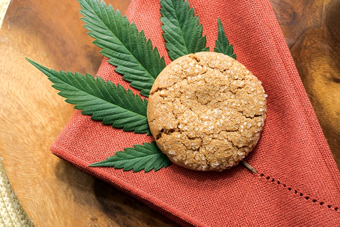 Edibles_Cannabis_Cookies_-_Elbe_s.jpg
