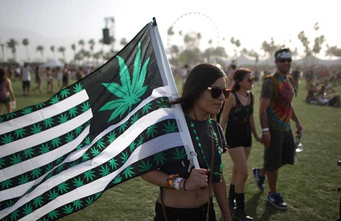Flag_Cannabis_Advocate_-_Getty_Images.jpg