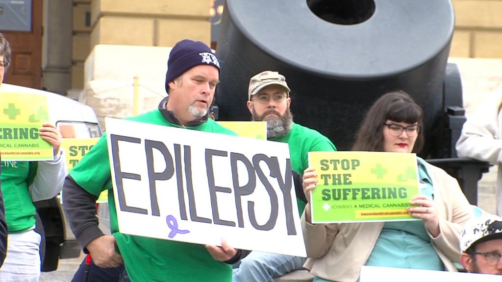 Iowa_Epilepsy_supporters.jpg