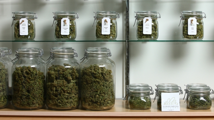 Jars_of_Cannabis2_-_Getty_Images.jpg