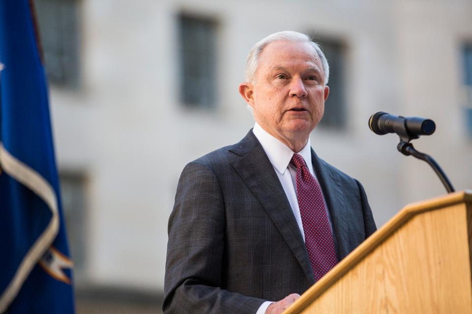 Jeff_Sessions3_-_Getty_Images.jpg