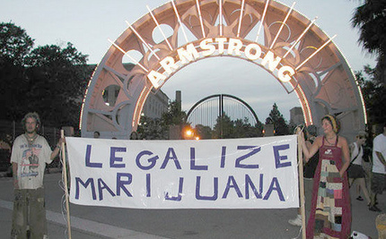 Legalize_Marijuana1.jpg