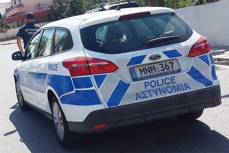 Police_in_Cyprus_-_Larnaca_PD.jpg