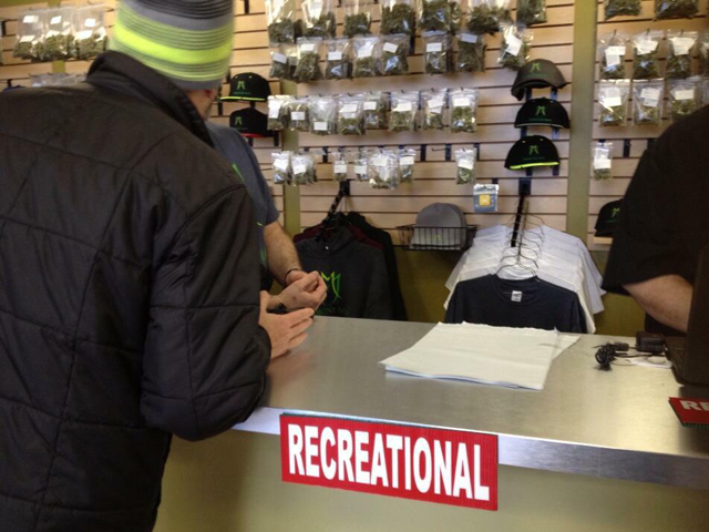 Recreational-marijuana-sign.jpg