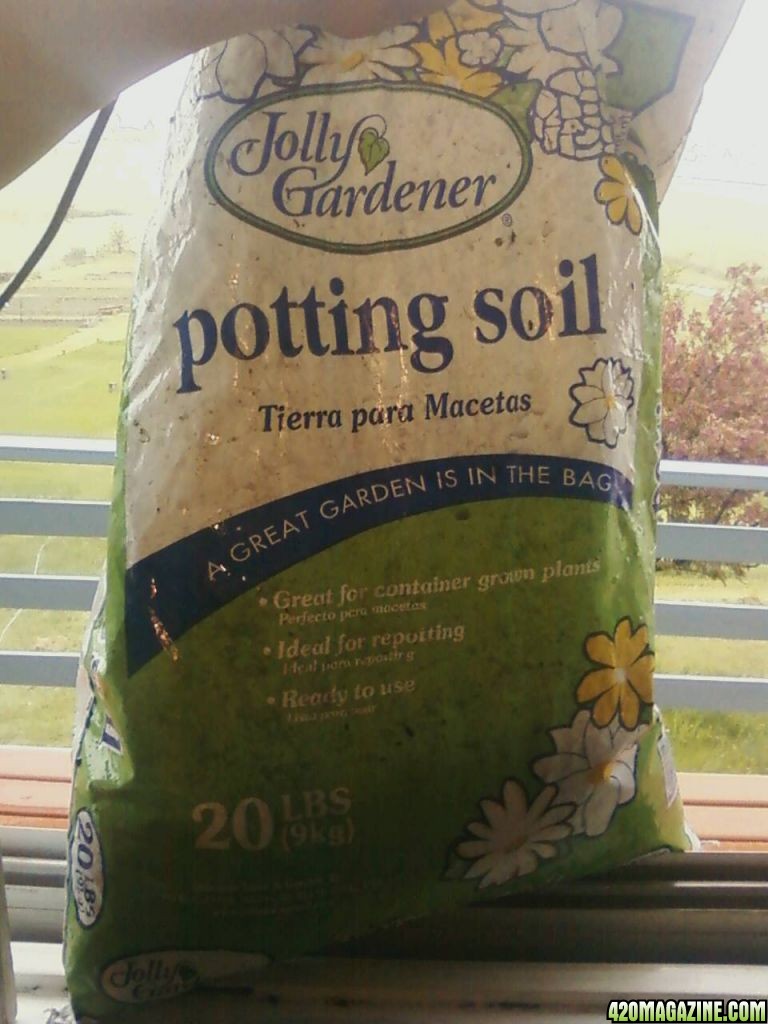potting_soil.jpg